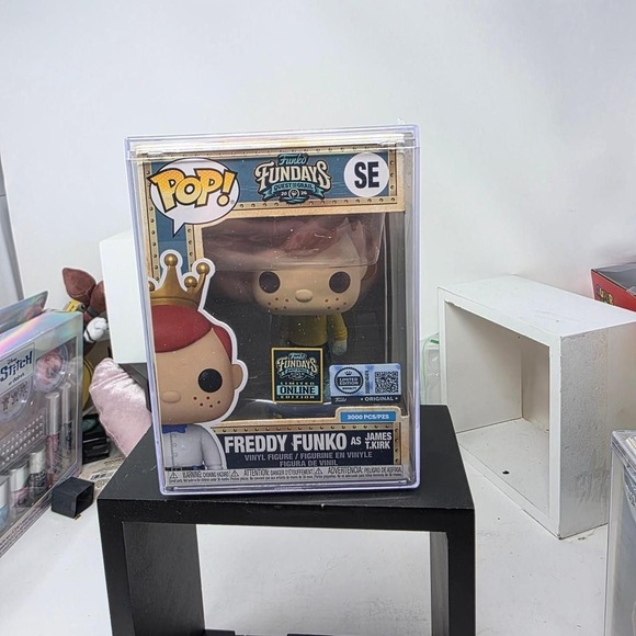 Other - Funko Fundays 2026 Pop! Freddy As James T. Kirk Star Trek 3000pcs SDCC ONLINE